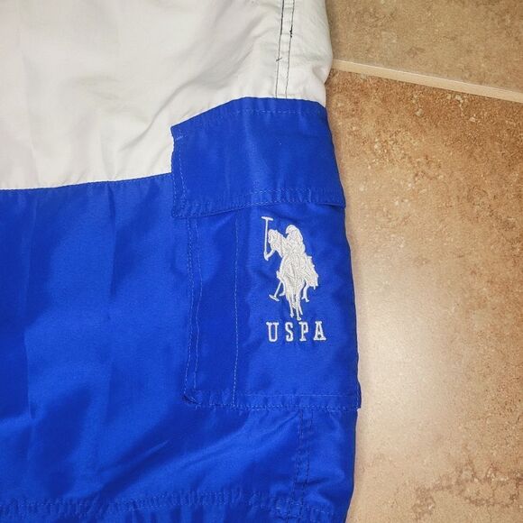 Bundle of 2 men's cargo swim trunks - Picture 6 of 16